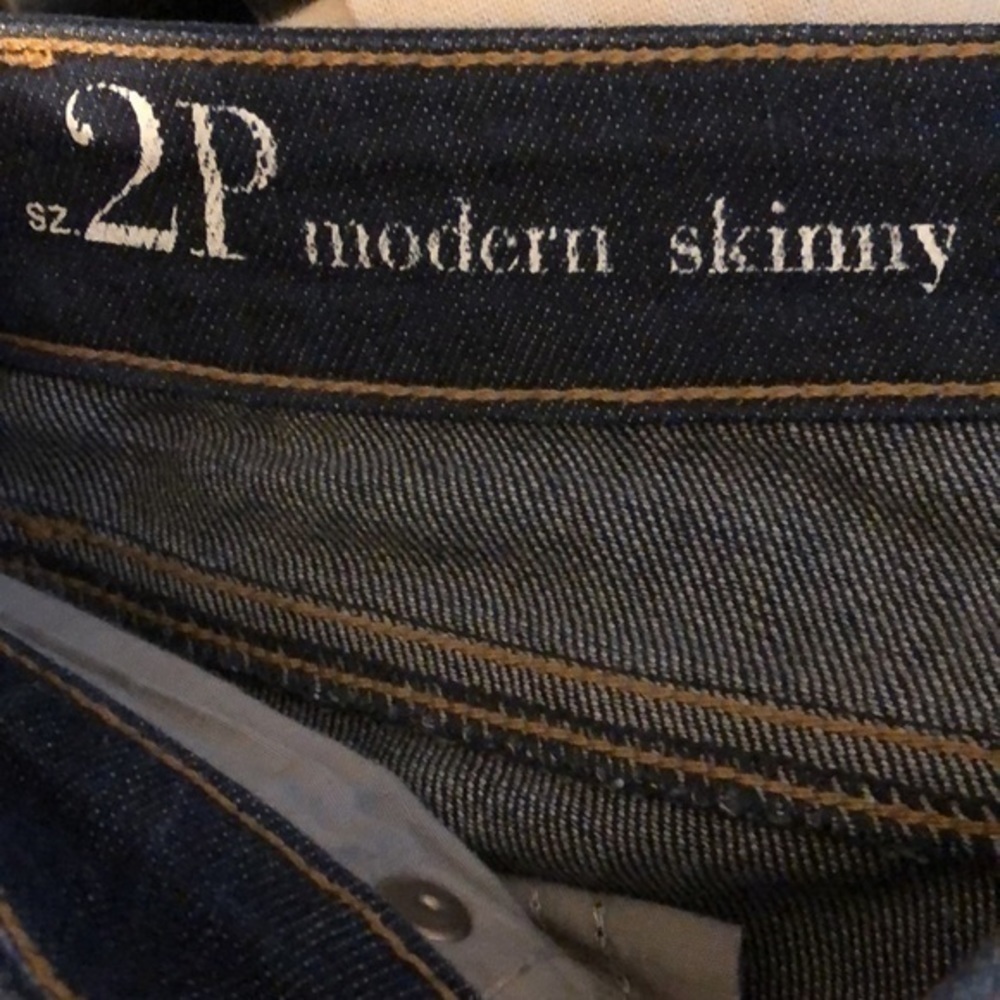 Ann Taylor LOFT Dark Wash Modern Skinny Stretch Jeans size 2P - Picture 7 of 8